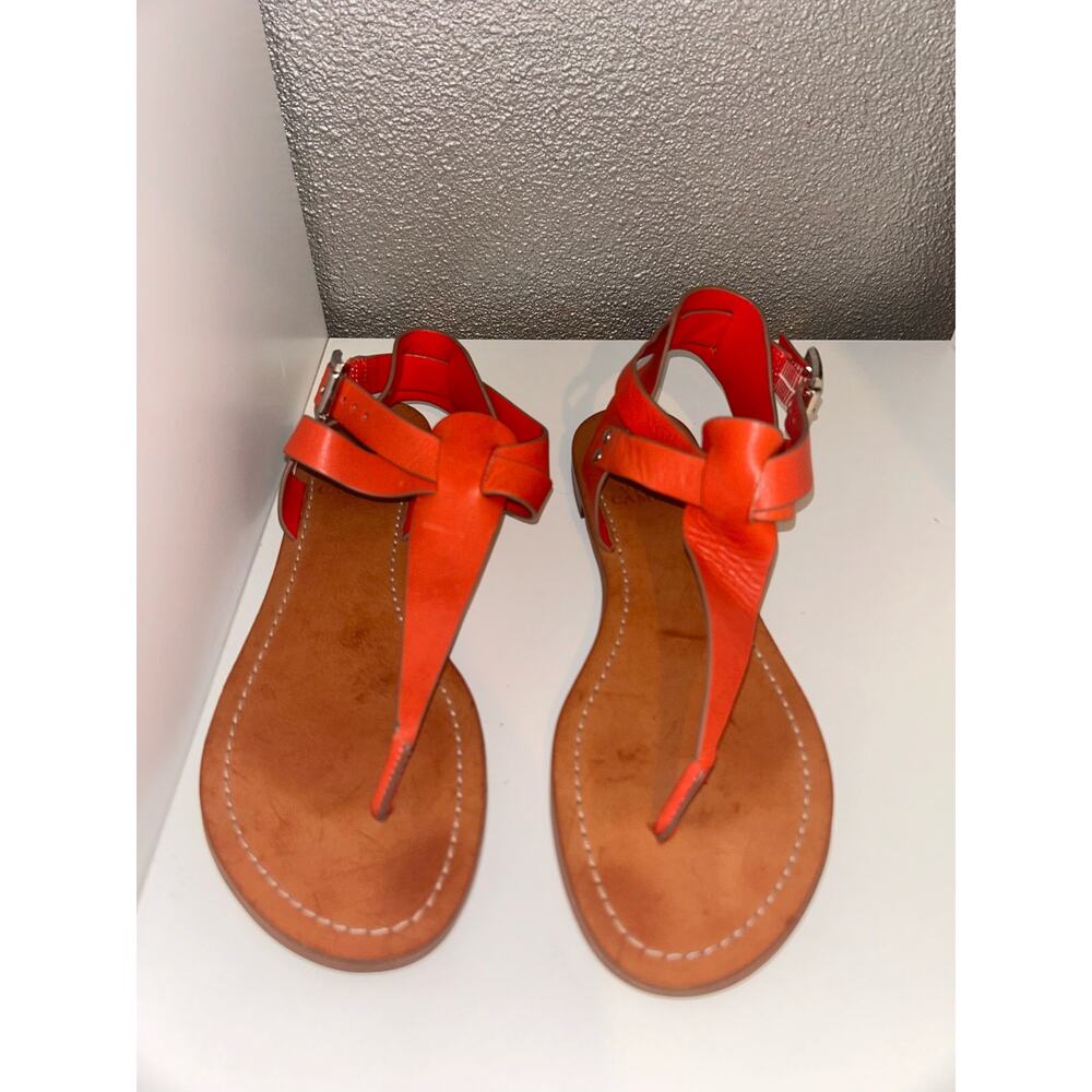 Vince Camuto Red Leather Flat Sandals Size 37 US 7 Thong Ankle Strap Vacation